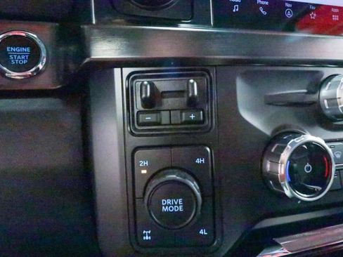 Used 2023 Ford F250 Lariat w/ Lariat Ultimate Package image 19