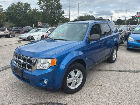 Used 2012 Ford Escape XLT AWD/4WD image 3