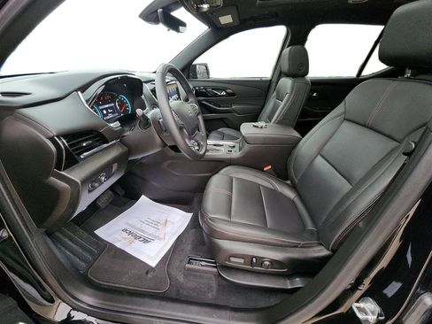 Used 2023 Chevrolet Traverse RS image 47