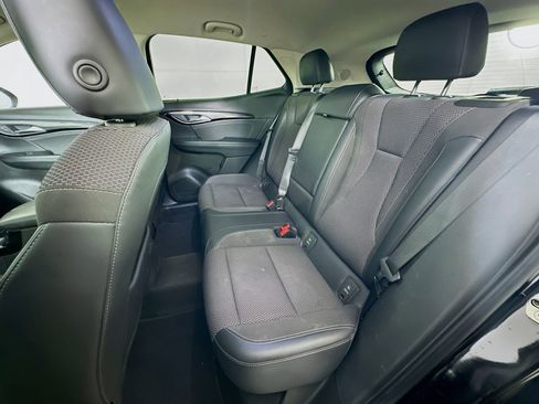 Used 2023 Buick Envision Preferred image 25