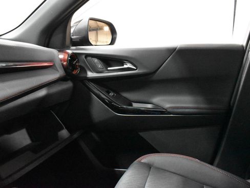 Used 2025 Chevrolet Equinox RS w/ Safety and Technology Package image 20