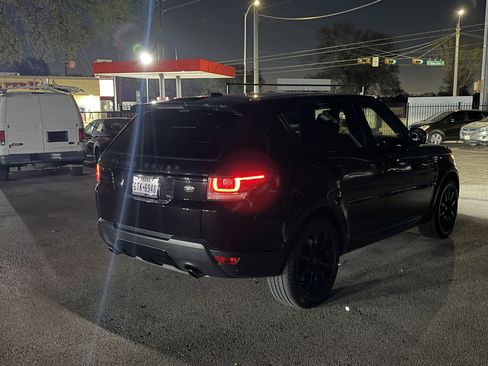 Used 2014 Land Rover Range Rover Sport HSE image 32