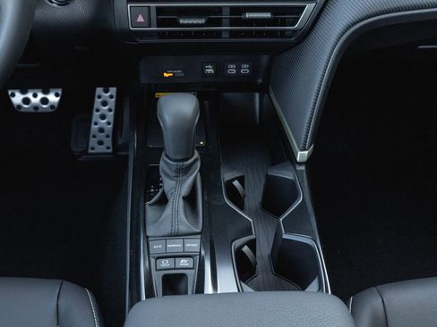 New 2026 Toyota Camry SE FWD image 11