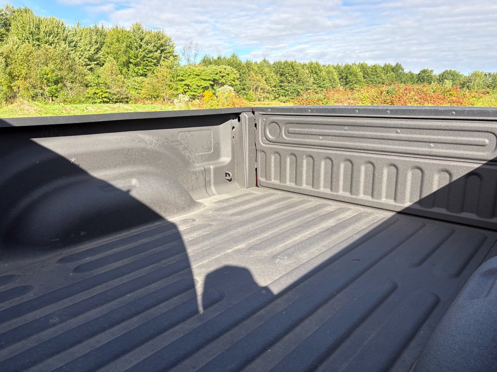 Used 2016 RAM 1500 Laramie w/ Convenience Group AWD/4WD image 53