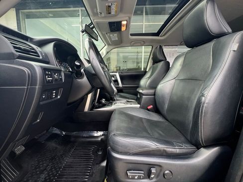 Used 2018 Toyota 4Runner Limited image 31