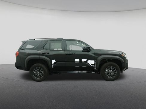 New 2026 Toyota 4Runner SR5 AWD/4WD image 27