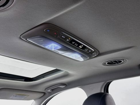 Used 2025 Kia Telluride S FWD image 26