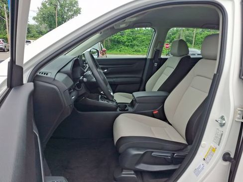 Used 2024 Honda CR-V LX image 14