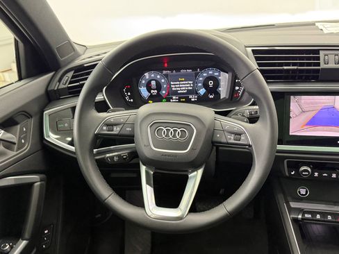New 2025 Audi Q3 2.0T Premium image 18