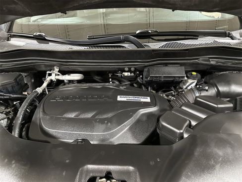 Used 2017 Honda Pilot Touring image 26