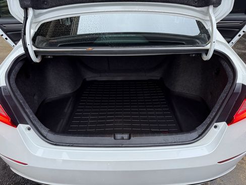 Used 2019 Honda Accord EX-L image 16