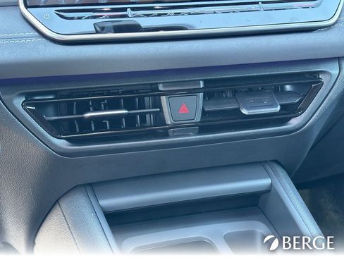 New 2026 Volkswagen Tiguan SE R-Line image 22