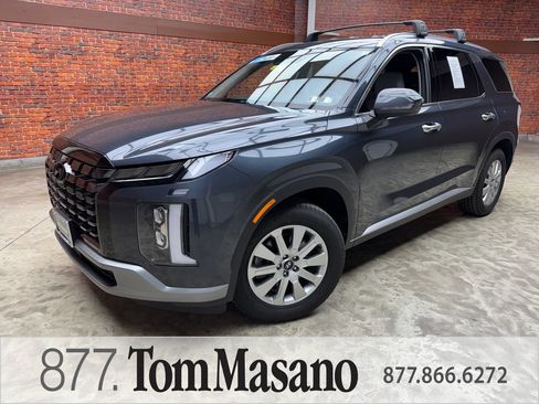 Used 2023 Hyundai Palisade SEL AWD/4WD image 1