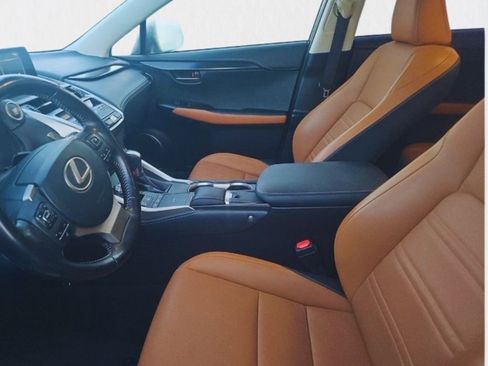 Used 2018 Lexus NX 300 FWD image 9