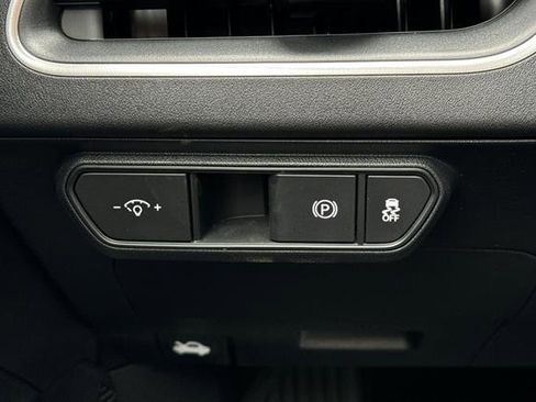 New 2025 Kia K4 LXS image 27