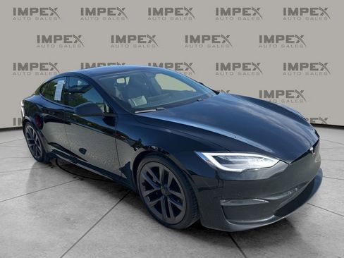 Used 2021 Tesla Model S Plaid image 7
