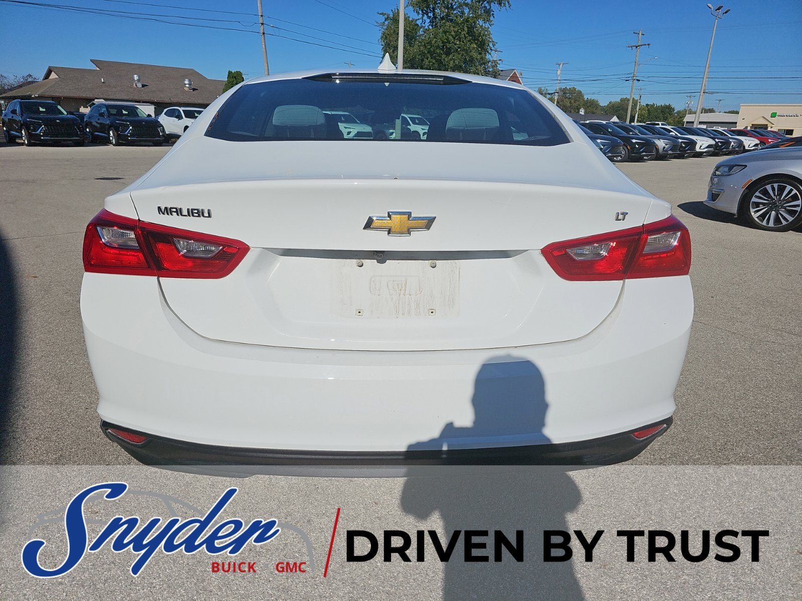Used 2023 Chevrolet Malibu LT FWD image 7