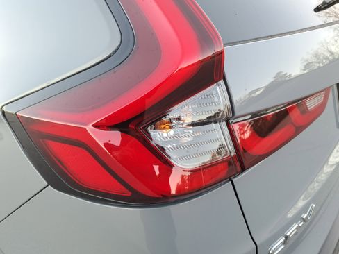 Used 2024 Honda CR-V EX-L image 32