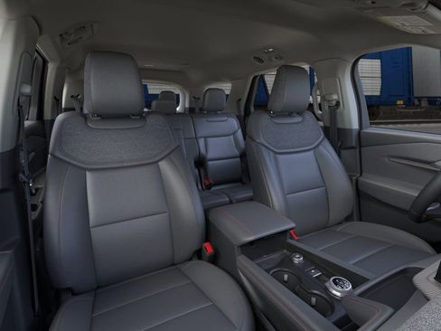 New 2026 Ford Explorer Active AWD/4WD image 10