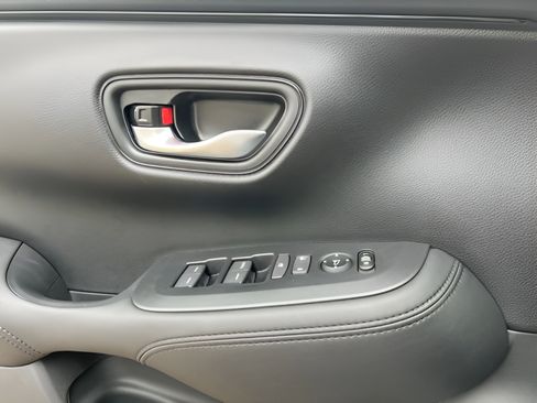 Used 2026 Honda HR-V LX image 23
