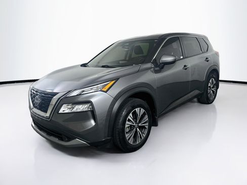 Used 2023 Nissan Rogue SV FWD image 3