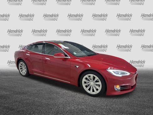 Used 2017 Tesla Model S 75D image 2