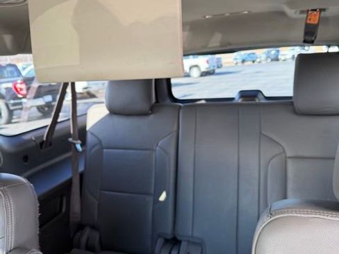 Used 2019 GMC Yukon XL Denali w/ Denali Ultimate Package image 18