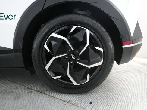 Used 2024 Hyundai Ioniq 5 SEL RWD image 9