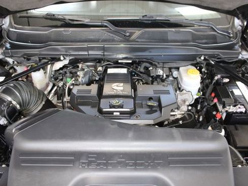 Used 2024 RAM 2500 Big Horn image 25