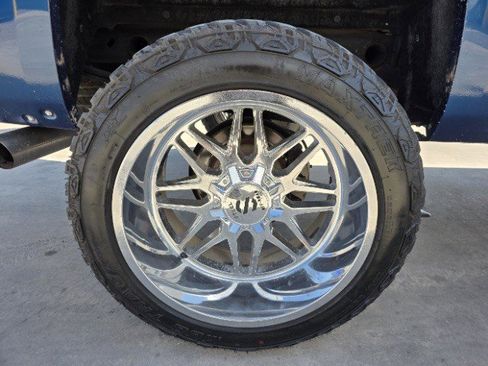 Used 2018 Chevrolet Silverado 1500 LTZ w/ Texas Edition image 14