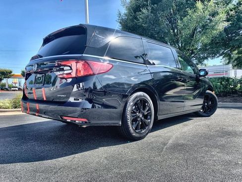 Used 2023 Honda Odyssey Sport image 8