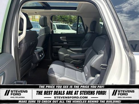 Used 2025 Ford Expedition Max Platinum AWD/4WD image 30