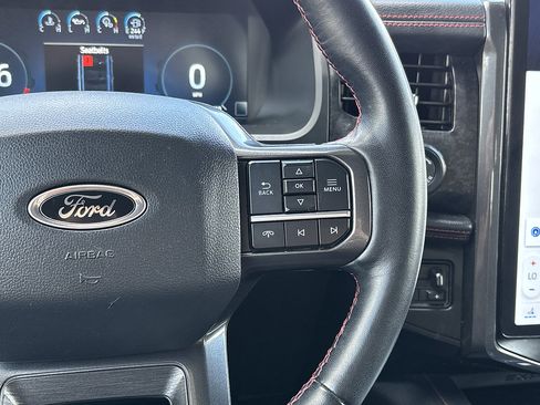 Used 2024 Ford Expedition Limited AWD/4WD image 22