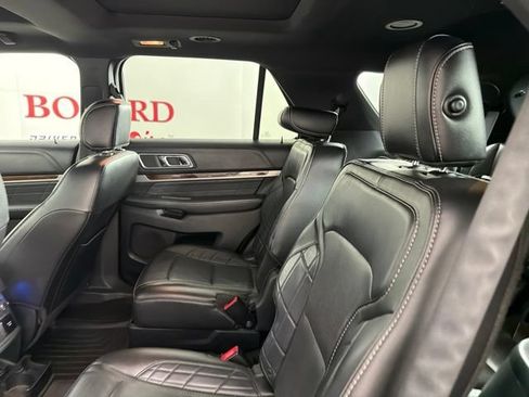 Used 2017 Ford Explorer Platinum AWD/4WD image 13