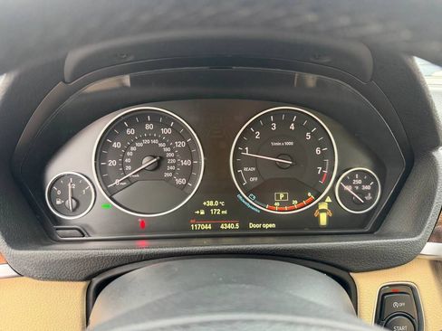 Used 2015 BMW 328i xDrive Wagon AWD/4WD image 27