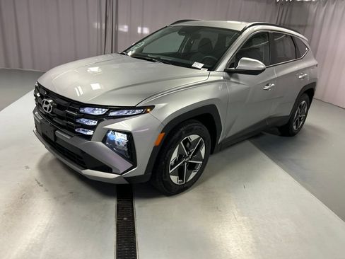 Used 2026 Hyundai Tucson SEL FWD image 3