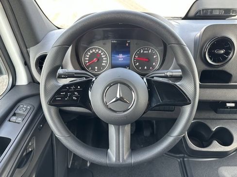 Used 2026 Mercedes-Benz Sprinter 144 Cargo image 12