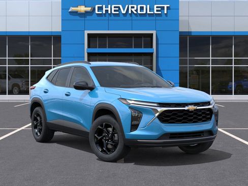 New 2026 Chevrolet Trax LT FWD image 7
