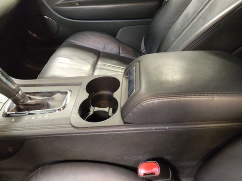 Used 2018 Lincoln MKT AWD w/ Technology Package image 26