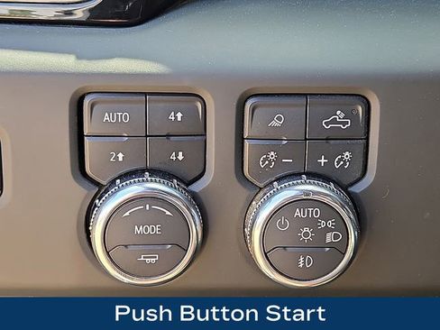 Used 2023 GMC Sierra 1500 AT4 w/ AT4 Preferred Package AWD/4WD image 11