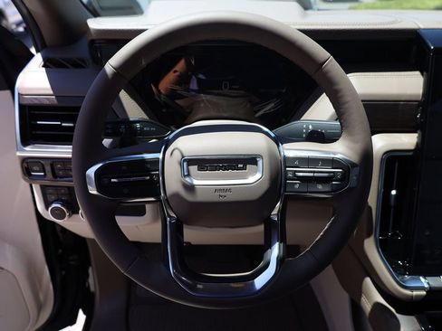 New 2026 GMC Yukon XL Denali AWD/4WD image 13