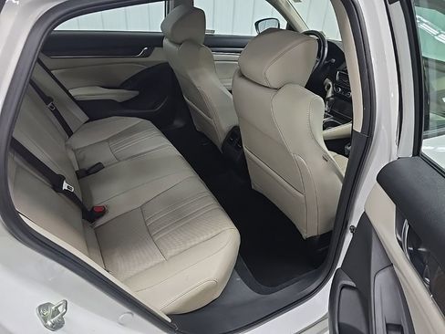 Used 2018 Honda Accord EX-L image 18