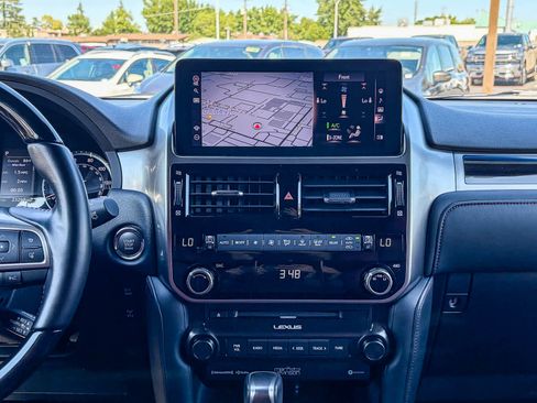 Certified 2023 Lexus GX 460 Premium w/ Premium Plus Package AWD/4WD image 12