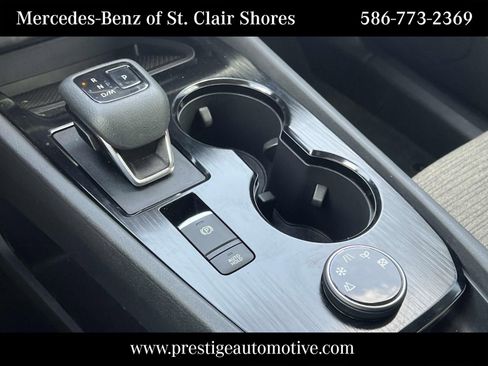 Used 2022 Nissan Rogue SV AWD/4WD image 27