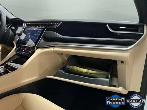 Used 2023 Jeep Grand Cherokee Limited w/ Luxury Tech Group II image 82