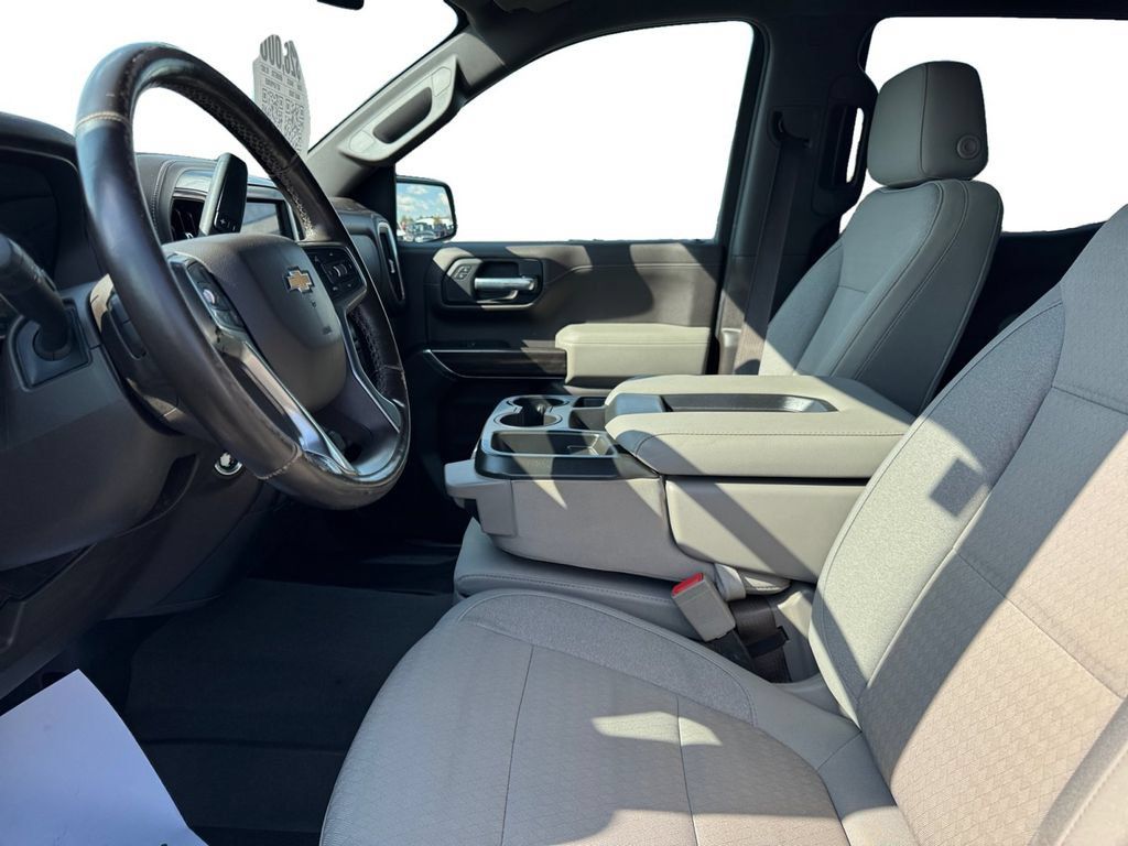 Used 2019 Chevrolet Silverado 1500 LT w/ All-Star Edition AWD/4WD image 10