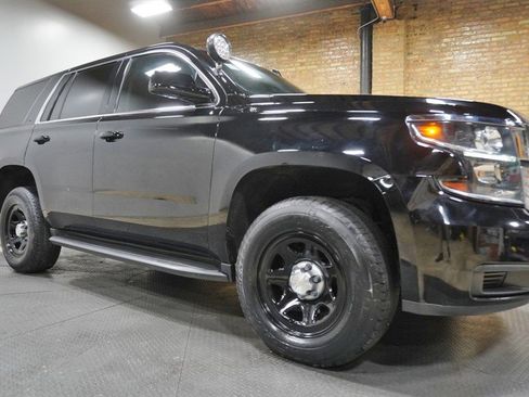 Used 2020 Chevrolet Tahoe 4WD w/ Suspension Package, Off-Road image 8