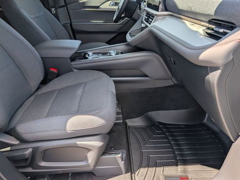 New 2026 Ford Explorer Active image 28