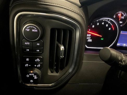 Used 2022 Chevrolet Silverado 1500 RST w/ Z71 Off-Road Package image 23