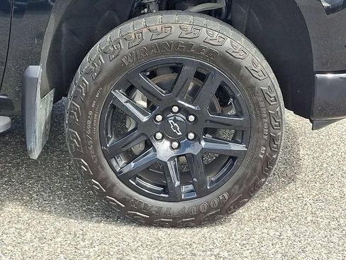 Used 2024 Chevrolet Silverado 1500 LT Trail Boss w/ LT Trail Boss Premium Package AWD/4WD image 29